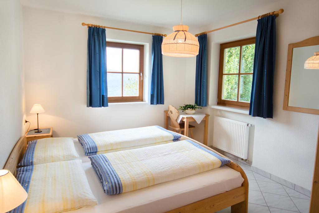 Baerntalerhof Villa Falzes Ruang foto